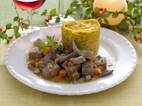 Spezzatino di seitan con funghi