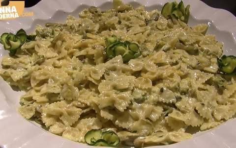 Farfalle con fonduta al limone