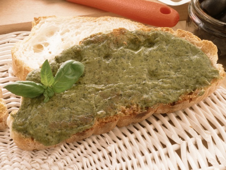 Ricetta Bruschetta al pesto Donna Moderna