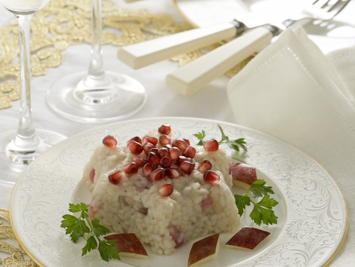 risotto-con-speck-mele-e-melagrana preparazione