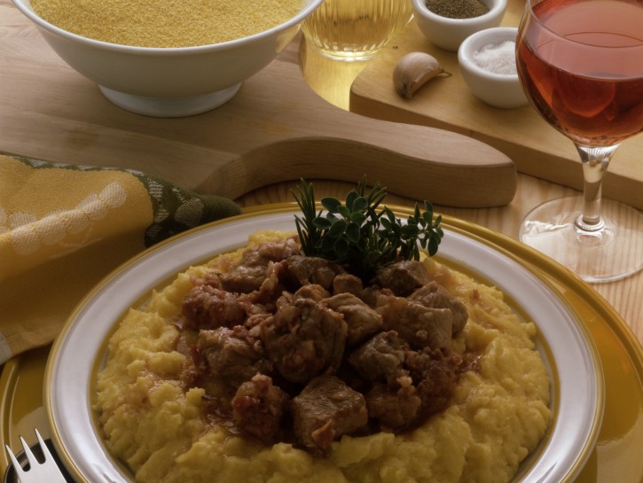 Polenta con il maiale