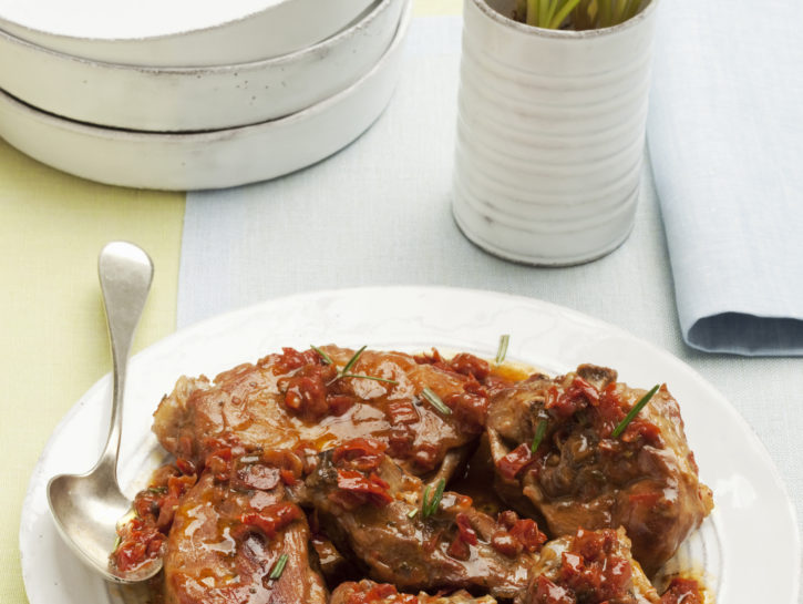 Agnello all'arrabbiata con pomodori secchi