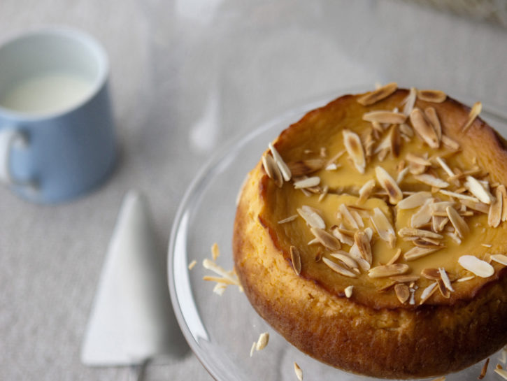 Cheesecake alle mandorle e miele