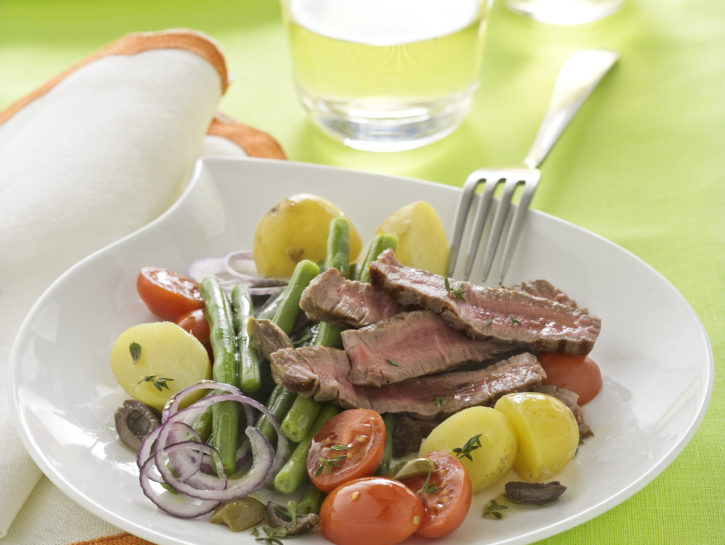 Insalata nizzarda con filetto