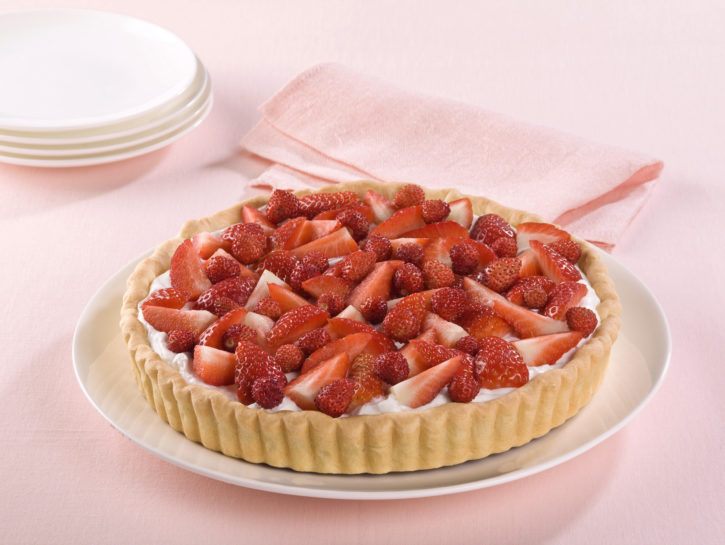 crostata-con-fragole-e-panna-montata