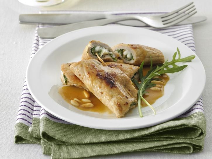 involtini-con-formaggio-di-capra-e-rucola ricetta