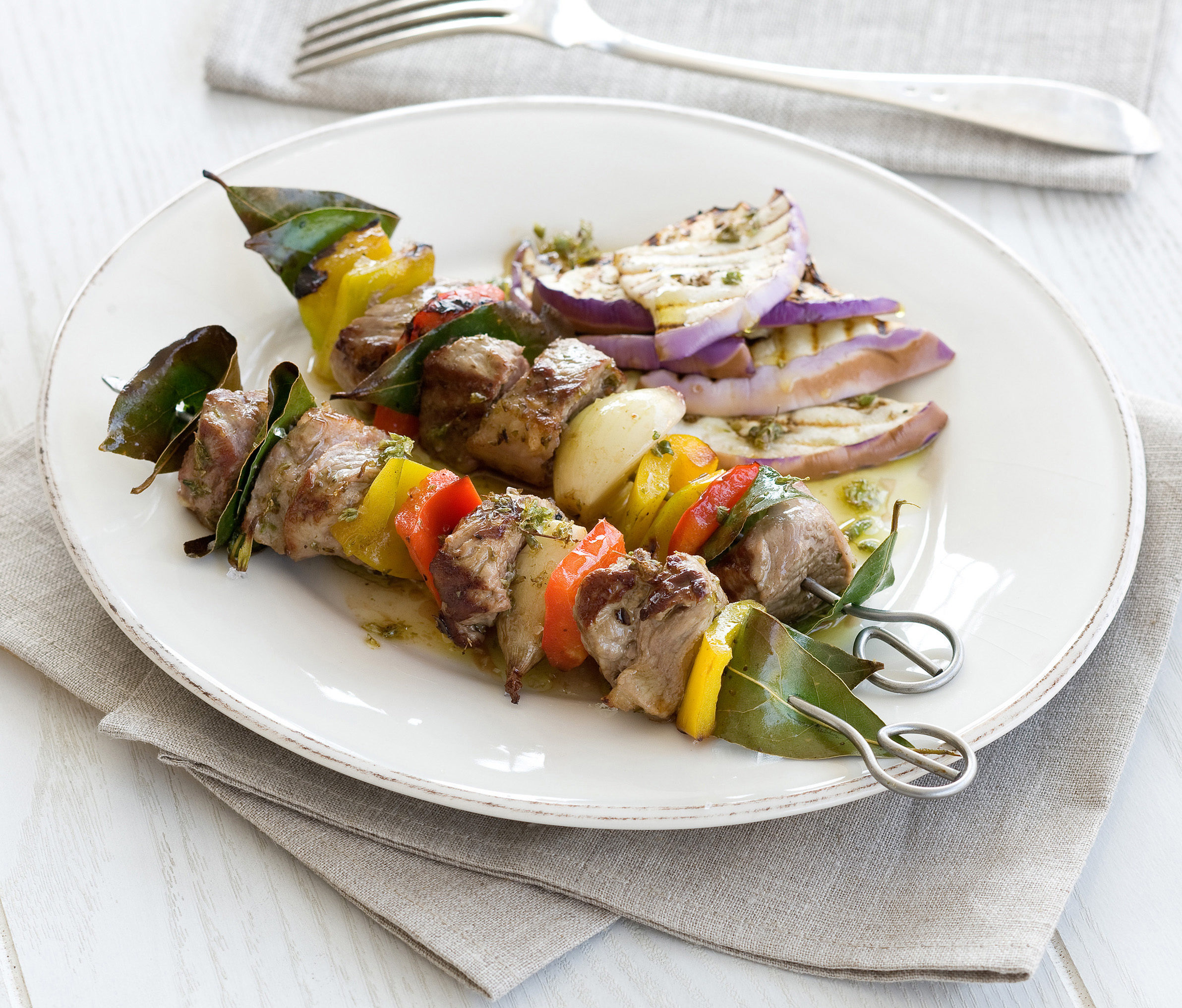 Ricetta Spiedini Souvlaki Di Agnello Maiale Vitello E Pollo Donna Moderna