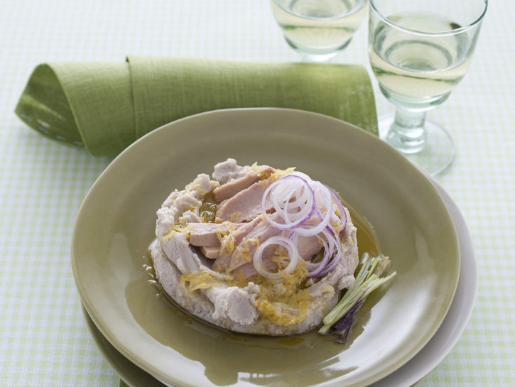 Purè di borlotti con tonno e cipollotti