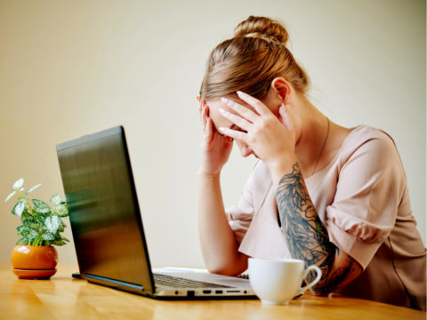 Sindrome del burnout: come capire se stai lavorando troppo?