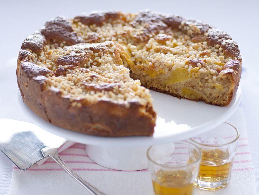 torta-di-pesche-con-amaretti immagine