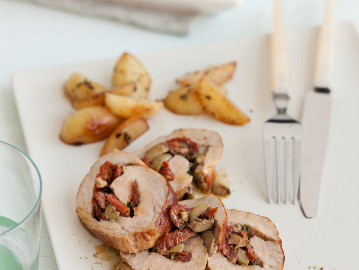 Arrosto arrotolato farcito ai pomodori secchi