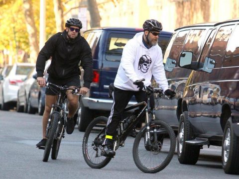 Vip in bicicletta: ecco come si tengono in forma i vip