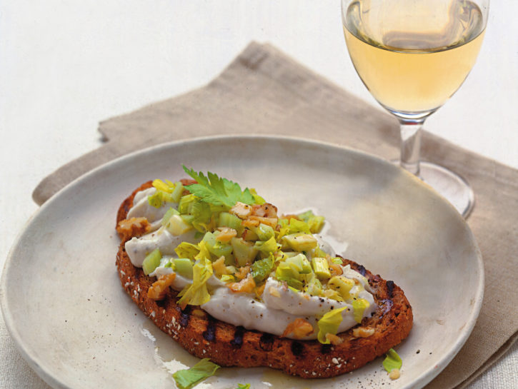 Bruschetta con gorgonzola e noci