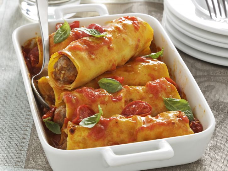 Ricetta Cannelloni di carne al pomodoro e basilico - Donna Moderna