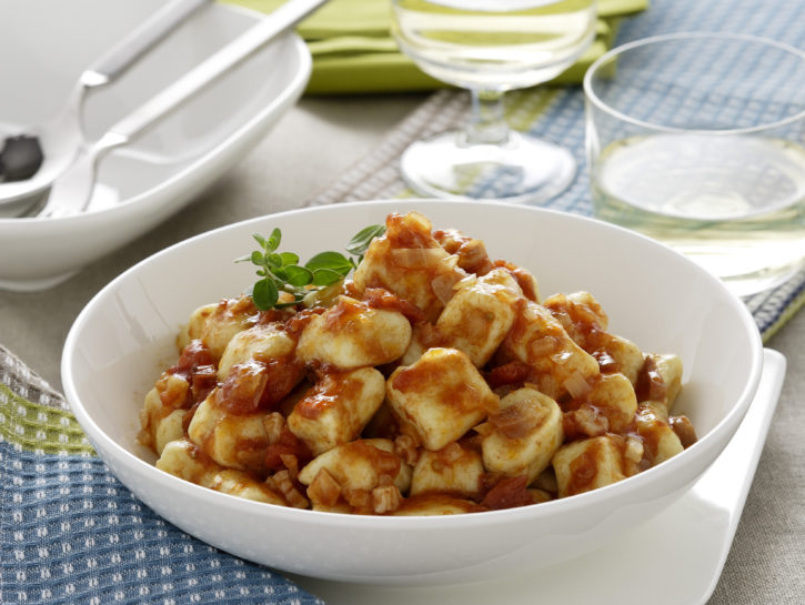 Gnocchi di ricotta all'amatriciana