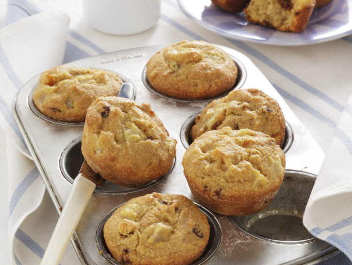 Muffin soffici di frutta disidratata
