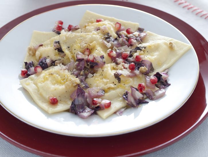 ravioli-di-formaggi-con-radicchio