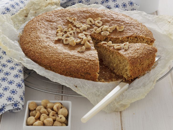 torta-di-nocciole-senza-farina preparazione