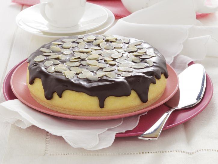 torta-di-semolino-con-crema-fondente preparazione