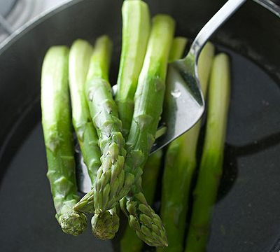 8 virtù degli asparagi