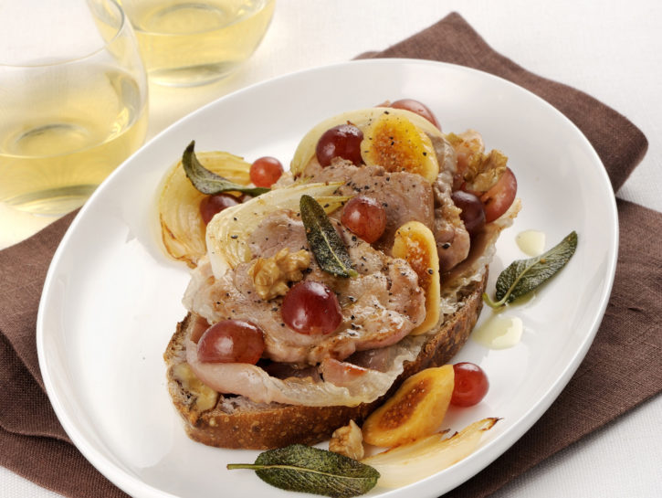 Maiale all'uva con fichi