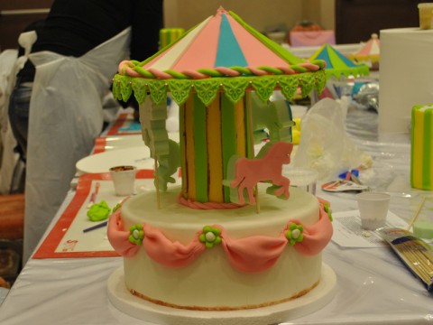 Cake design: la torta a forma di giostra