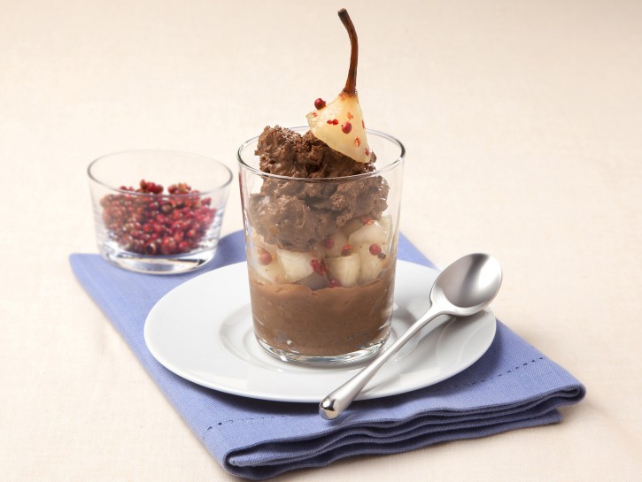 Mousse alla pera con pepe rosa