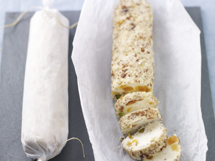 Salame di formaggi alla frutta secca