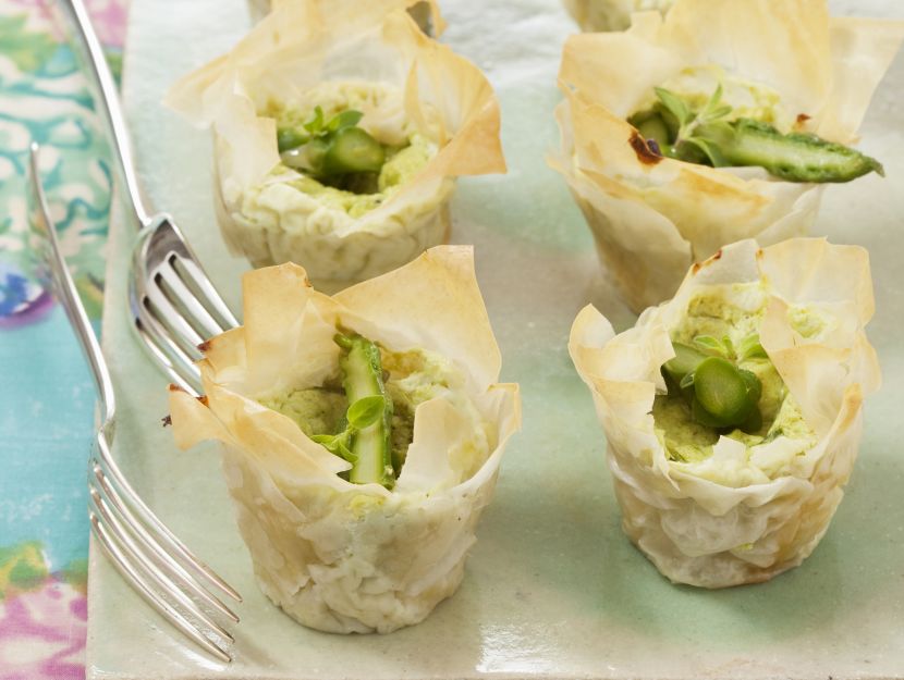 cestini-di-pasta-fillo-con-crema-verde preparazione