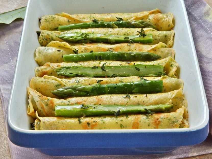 crepes-con-ripieno-di-ricotta-e-asparagi