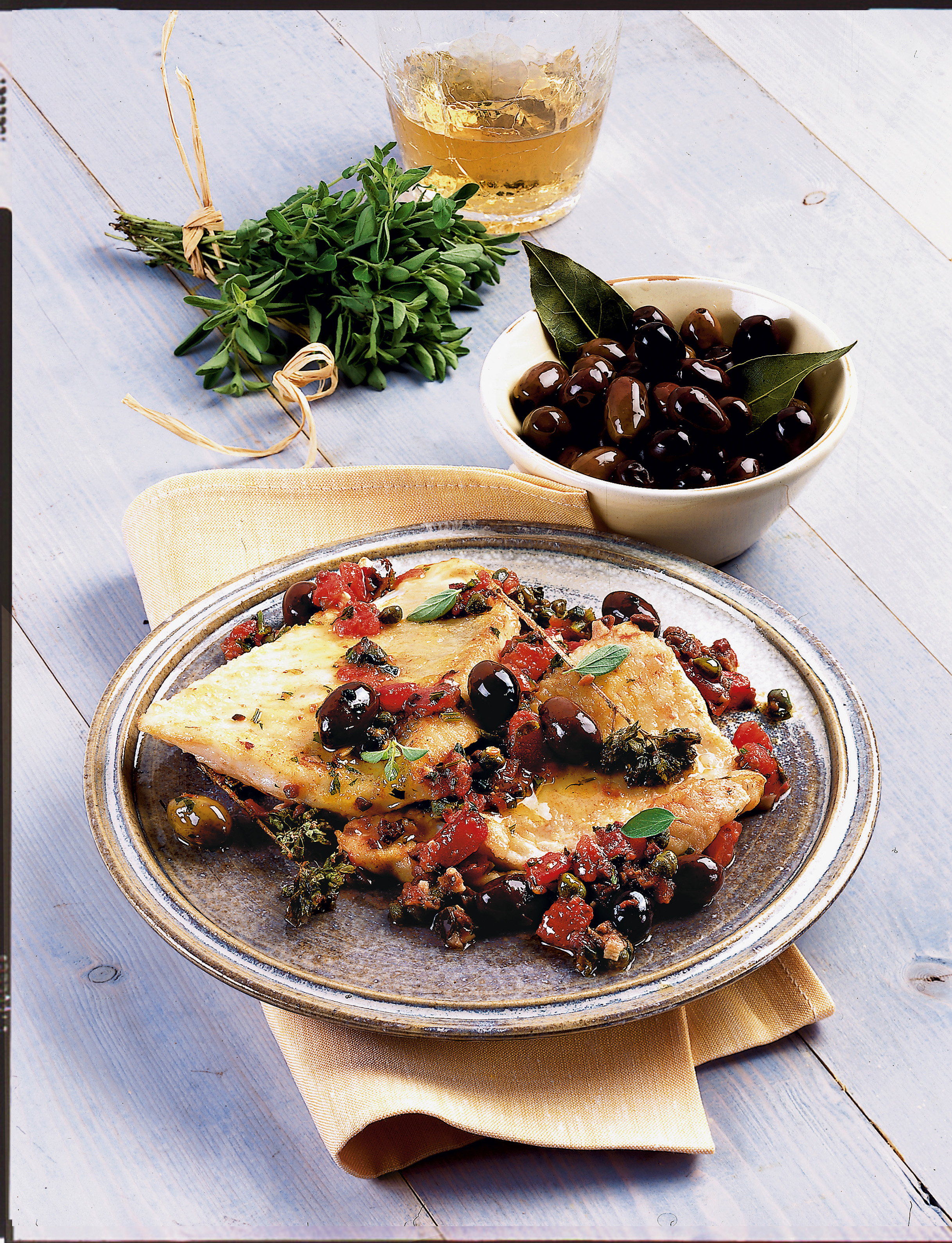 Ricetta Filetti Di Rombo Con Olive E Capperi Donna Moderna