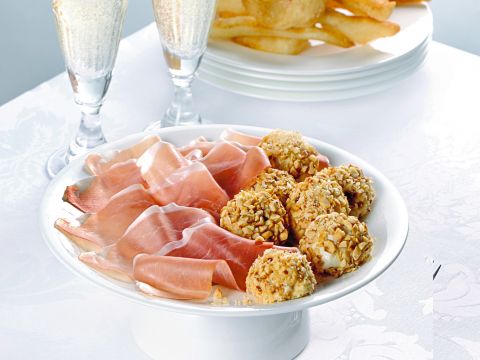 Palline di robiola alle nocciole