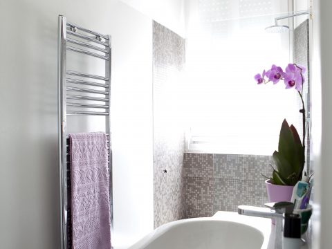 Spazi ristretti? 7 idee per arredare un bagno piccolo