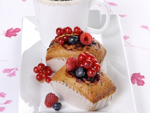 Plumcake ai frutti di bosco con caffè