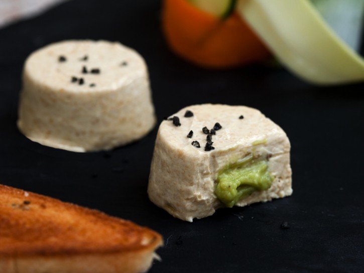 Ricetta Paté di foie gras etico con cuore di avocado Donnamoderna