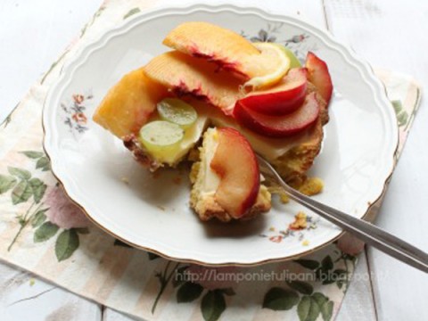 Crostatine con crema diplomatica e frutta di stagione