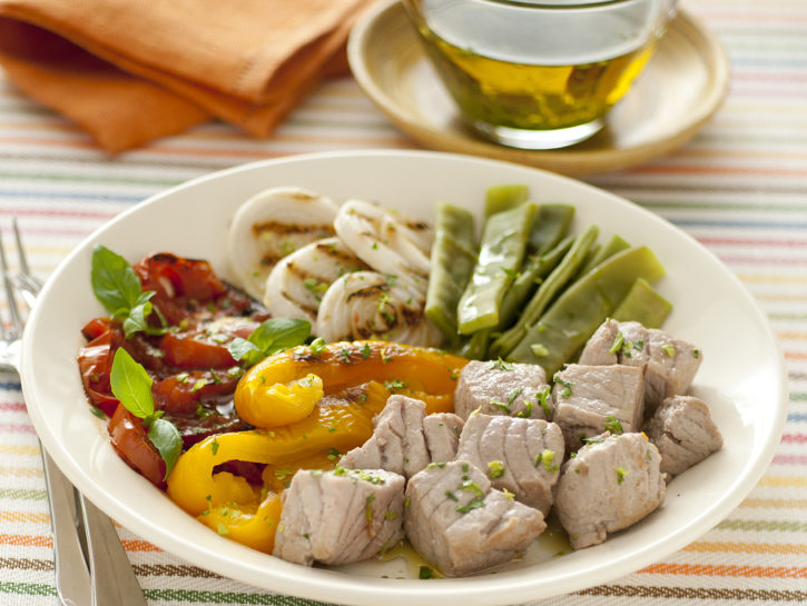 Insalata di tonno fresco e verdure
