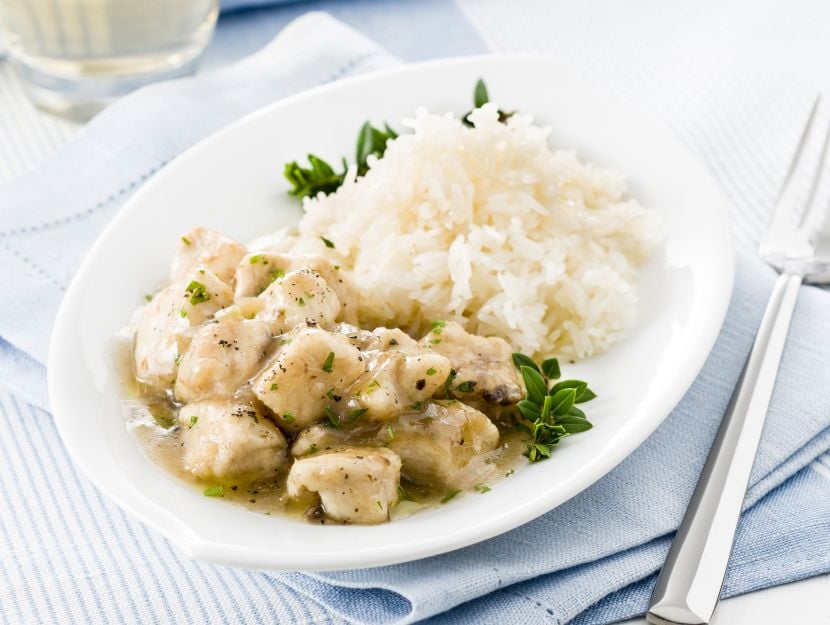 thai-a-vapore-con-spezzatino-di-pollo foto