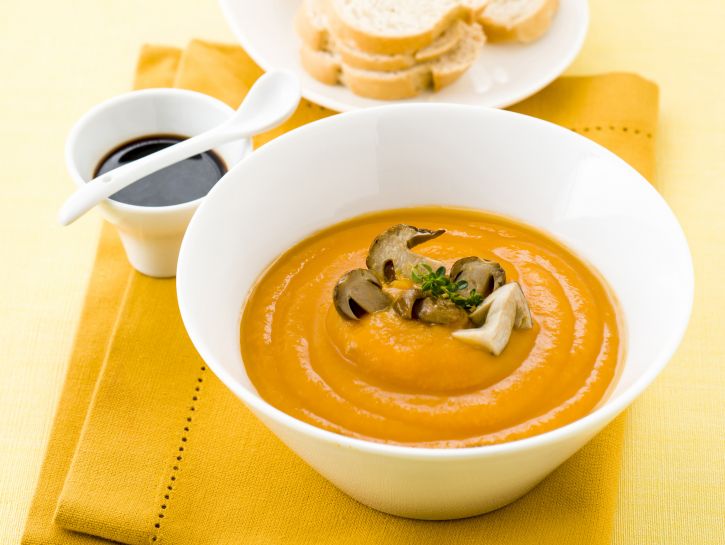 vellutata-di-zucca-con-i-funghi