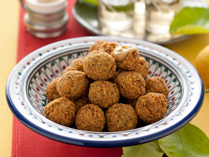 Falafel di ceci con salsa al tahin