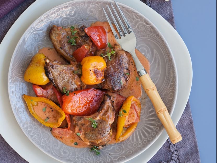agnello-al-forno-con-peperoni