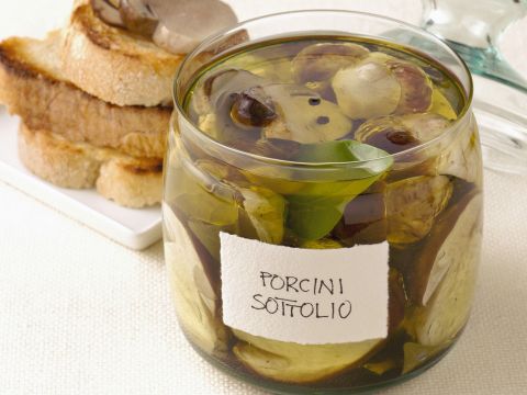 Funghi porcini sott'olio in conserva