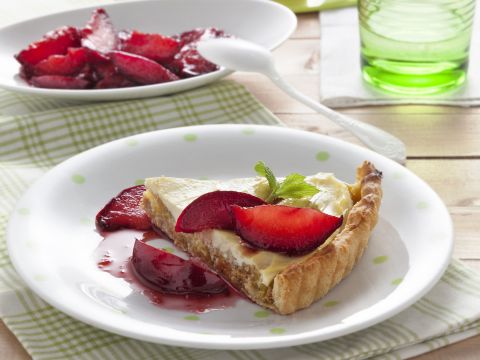 Torta di ricotta con le prugne