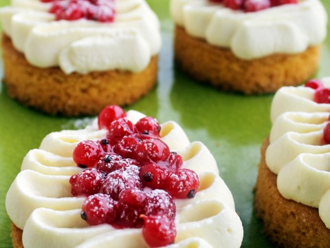 Palet di sablé breton con mousse di ricotta