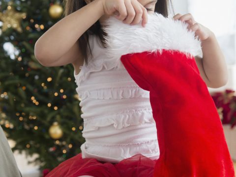 Natale senza stress: consigli per risparmiare e godersi le feste