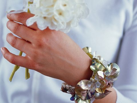 Come realizzare il bracciale con le paillettes