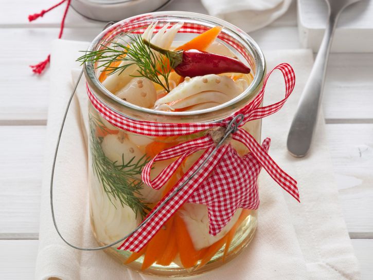 Verdure miste all’aceto speziato (pickles)