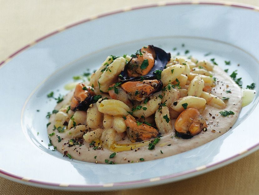 cavatelli-con-crema-di-fagioli-e-cozze