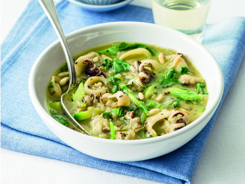 zuppa-di-seppie-con-bietole-e-zucchine foto