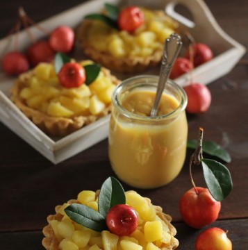 Tartellette con crema al caramello e cannella